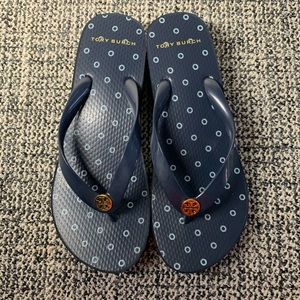 NWOT Tory Burch Wedge Flip Flops Navy Blue